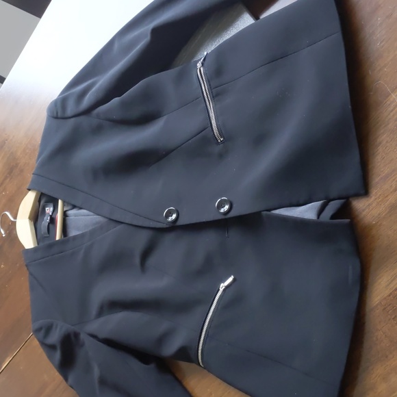 Laura Black Blazer, Button Front, Pockets, 8 - Picture 10 of 14